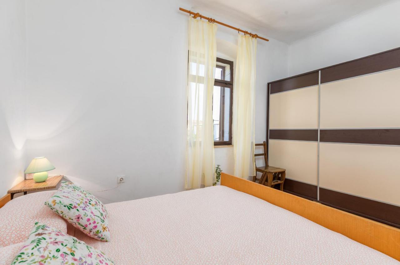 Apartment Ana Fažana Zewnętrze zdjęcie