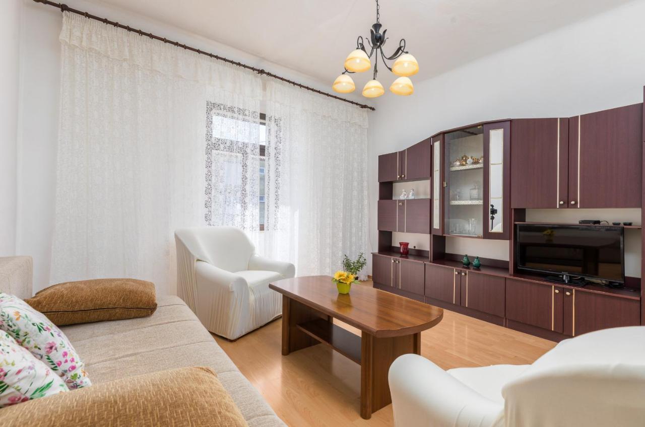 Apartment Ana Fažana Zewnętrze zdjęcie