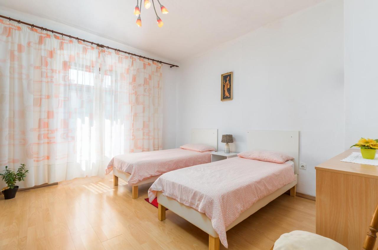 Apartment Ana Fažana Zewnętrze zdjęcie